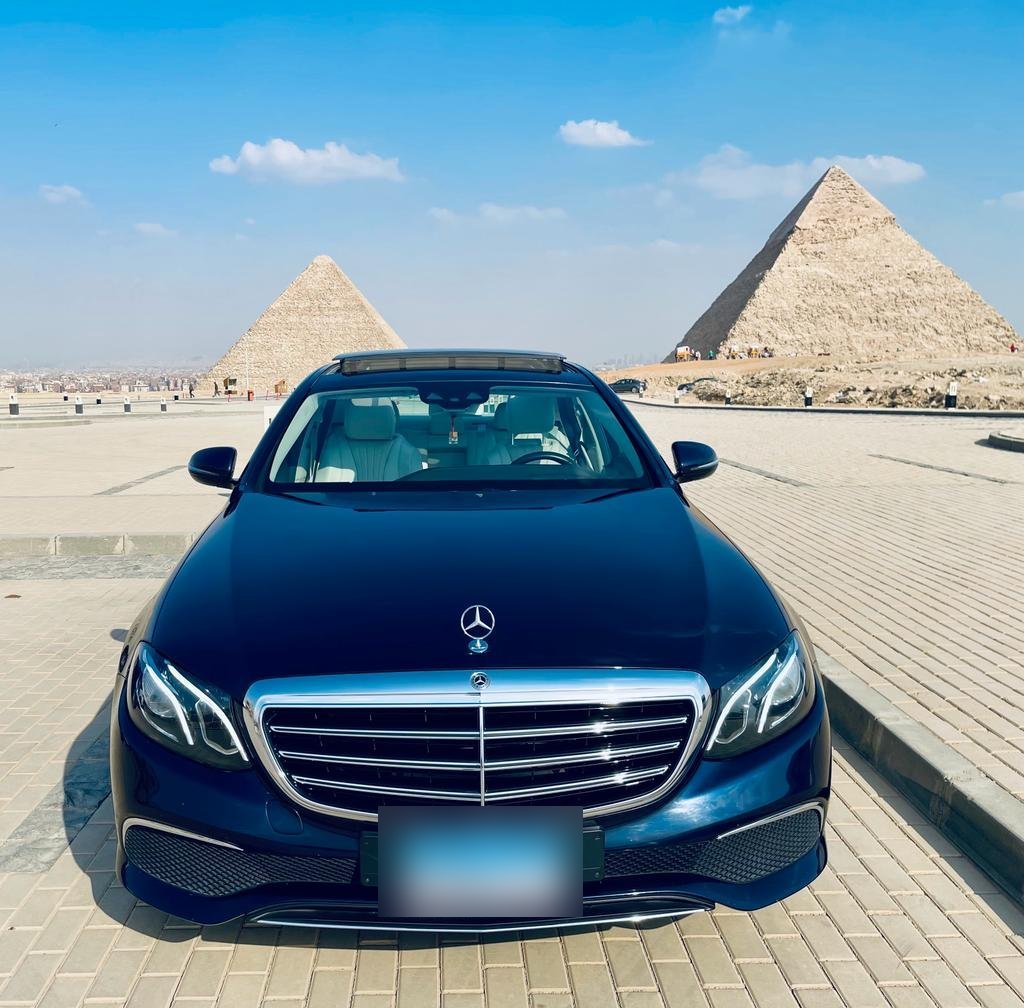 Trust Car Mercedes E-Class